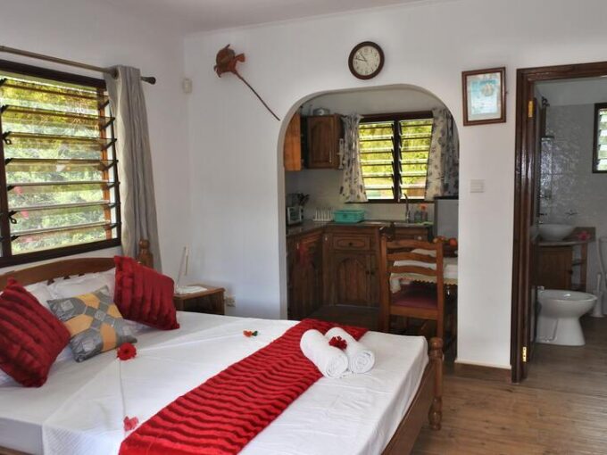 Studio contemporain avec vue mer à Mahé