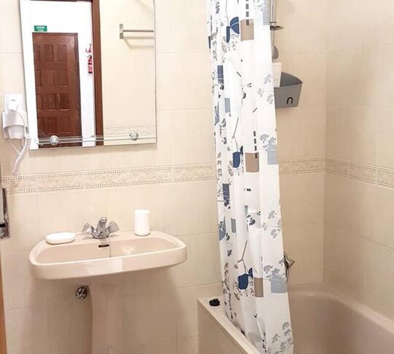 478494-16